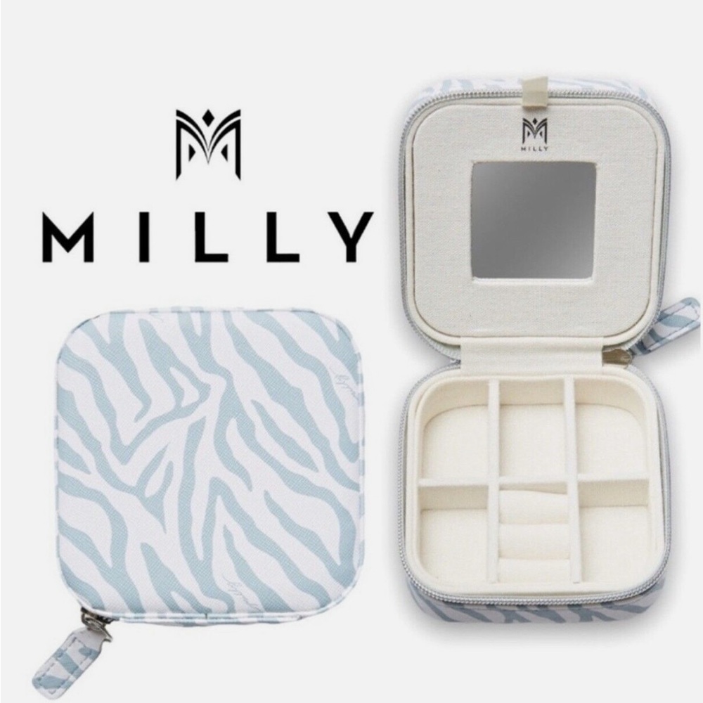 Milly Blue and White Jewelry Travel Case 4X4X2.
